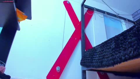 Snapshot of cristal_crossfit chatting on December 29, 4:08 pm Cristal online show from December 29, 4:08 pm