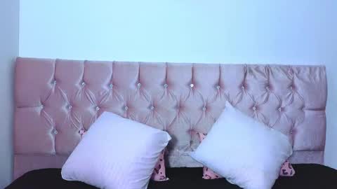 cristal_moon01 online show from December 4, 7:28 am