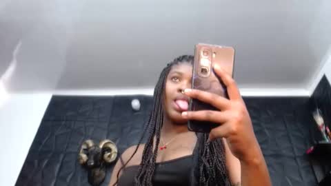 Snapshot of cristal_smith06 chatting on March 22, 2:42 pm Hanna online show from March 22, 2:42 pm