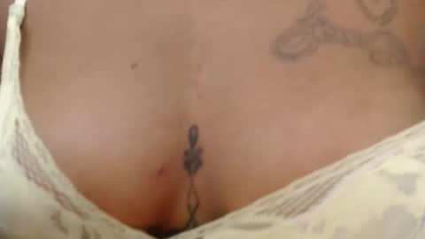 Snapshot of cristal_smith06 chatting on April 8, 10:04 am Hanna online show from April 8, 10:04 am