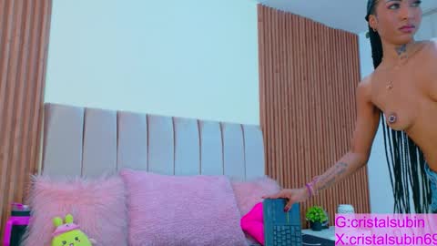 Snapshot of cristal_subin69 chatting on November 2, 1:24 pm STEFANYIG cristalsubin online show from November 2, 1:24 pm