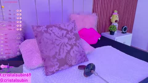 Snapshot of cristal_subin69 chatting on November 15, 12:13 pm STEFANYIG cristalsubin online show from November 15, 12:13 pm