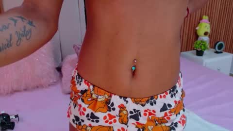 Snapshot of cristal_subin69 chatting on November 16, 12:55 pm STEFANYIG cristalsubin online show from November 16, 12:55 pm