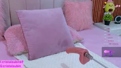 Snapshot of cristal_subin69 chatting on December 3, 12:14 pm STEFANYIG cristalsubin online show from December 3, 12:14 pm