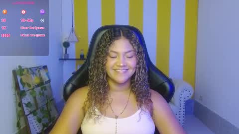 Snapshot of cristal_war chatting on January 6, 11:31 pm Cristal online show from January 6, 11:31 pm