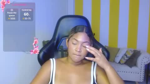 Snapshot of cristal_war chatting on January 31, 3:20 am Cristal online show from January 31, 3:20 am