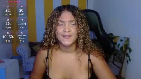 Snapshot of cristal_war chatting on February 17, 11:09 pm Cristal online show from February 17, 11:09 pm