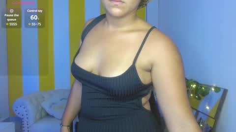 Snapshot of cristal_war chatting on February 24, 4:16 am Cristal online show from February 24, 4:16 am