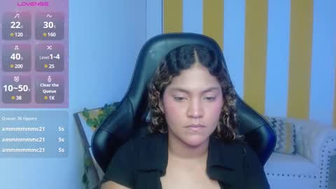 Snapshot of cristal_war chatting on March 5, 12:05 am Cristal online show from March 5, 12:05 am