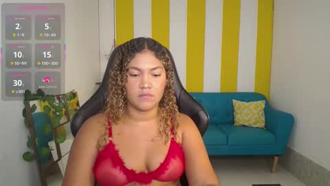 Snapshot of cristal_war chatting on September 17, 11:39 pm Cristal online show from September 17, 11:39 pm