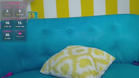 Snapshot of cristal_war chatting on September 26, 1:20 am Cristal online show from September 26, 1:20 am