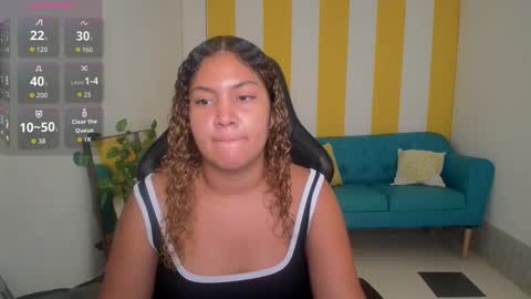 Snapshot of cristal_war chatting on November 9, 11:03 pm Cristal online show from November 9, 11:03 pm