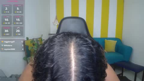 Snapshot of cristal_war chatting on November 14, 1:26 am Cristal online show from November 14, 1:26 am