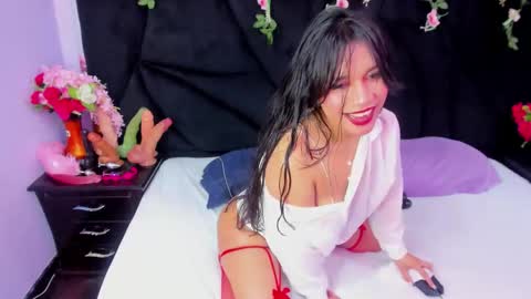 Snapshot of cristalhorny_69 chatting on October 12, 4:00 am Cristal online show from October 12, 4:00 am