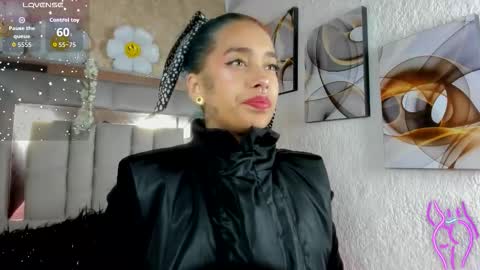   online show from November 14, 1:54 pm