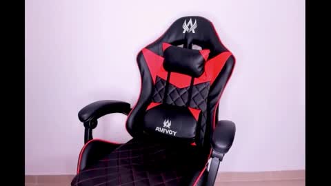 CRISTAL SADIK online show from December 14, 8:51 pm