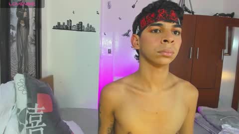 Snapshot of cristhian_slytherin chatting on December 12, 8:03 am cristhian online show from December 12, 8:03 am