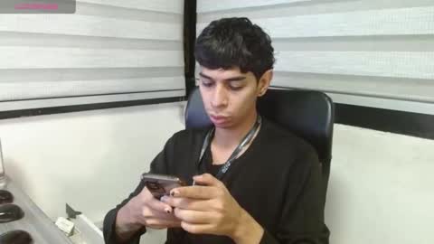 Snapshot of cristhian_slytherin chatting on September 20, 5:19 am cristhian online show from September 20, 5:19 am