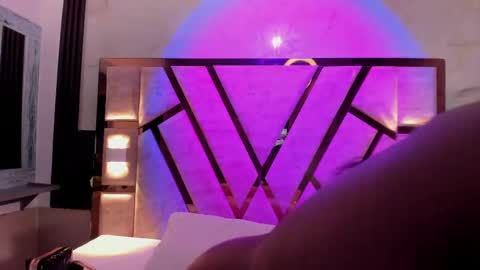 cristin  online show from April 19, 5:56 pm