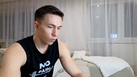 Snapshot of cristianovilla chatting on February 17, 5:53 pm CristianoHailey online show from February 17, 5:53 pm