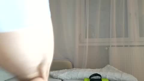 Snapshot of cristianovilla chatting on September 12, 9:04 pm CristianoHailey online show from September 12, 9:04 pm