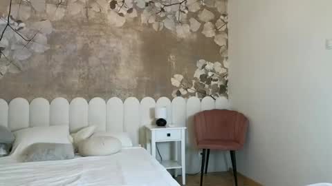 CristianoHailey online show from April 19, 5:56 pm