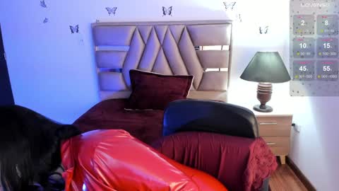 Cristina online show from December 12, 11:58 pm