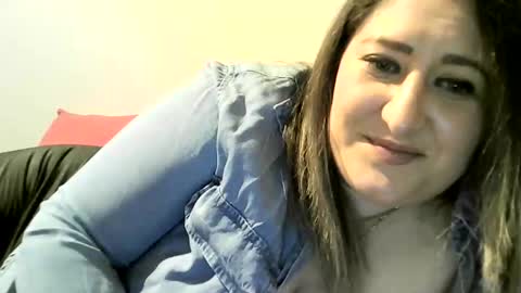 cristina20021991 online show from April 8, 9:15 pm