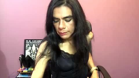 Snapshot of cristinadickclit chatting on June 4, 3:51 pm Cristina Dick Clit online show from June 4, 3:51 pm