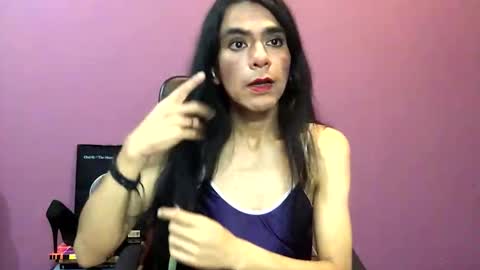 Snapshot of cristinadickclit chatting on June 8, 5:19 am Cristina Dick Clit online show from June 8, 5:19 am
