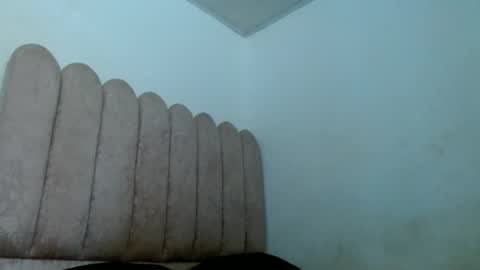 cristinamontiel74 online show from June 22, 4:37 pm