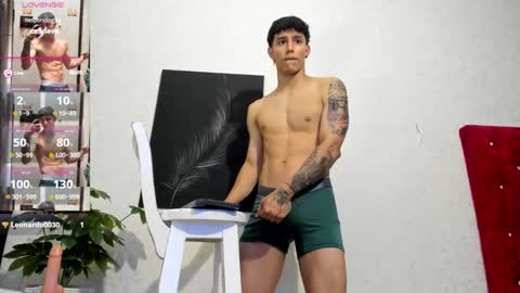 Snapshot of cristopher23_ chatting on January 25, 8:10 pm cristopher23 online show from January 25, 8:10 pm