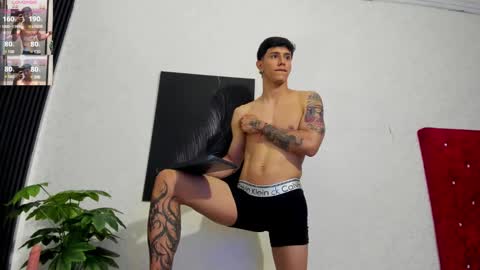 Snapshot of cristopher23_ chatting on January 28, 8:04 pm cristopher23 online show from January 28, 8:04 pm