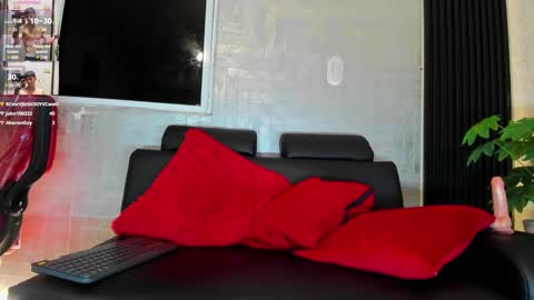 Snapshot of cristopher23_ chatting on January 28, 11:07 pm cristopher23 online show from January 28, 11:07 pm