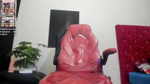 Snapshot of cristopher23_ chatting on February 12, 10:59 pm cristopher23 online show from February 12, 10:59 pm