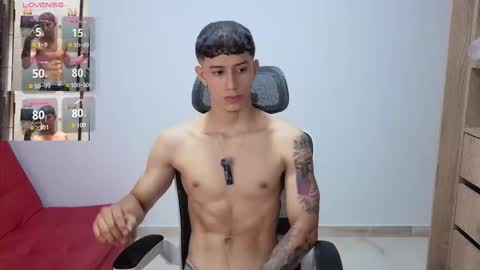 Snapshot of cristopher23_ chatting on September 21, 12:56 am cristopher23 online show from September 21, 12:56 am