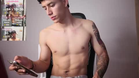 Snapshot of cristopher23_ chatting on September 26, 10:08 am cristopher23 online show from September 26, 10:08 am