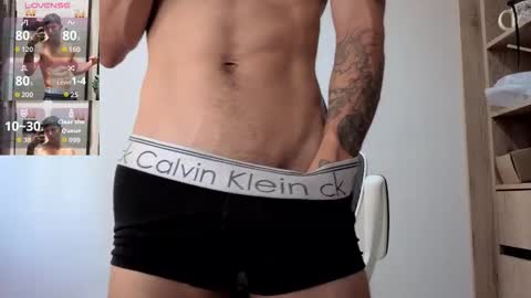 Snapshot of cristopher23_ chatting on October 18, 7:03 pm cristopher23 online show from October 18, 7:03 pm