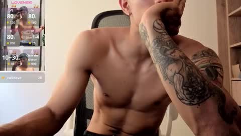 Snapshot of cristopher23_ chatting on November 5, 4:07 pm cristopher23 online show from November 5, 4:07 pm