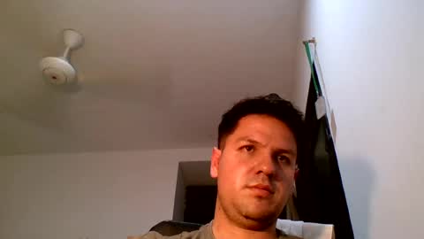 cristopher3042 online show from July 15, 8:19 am