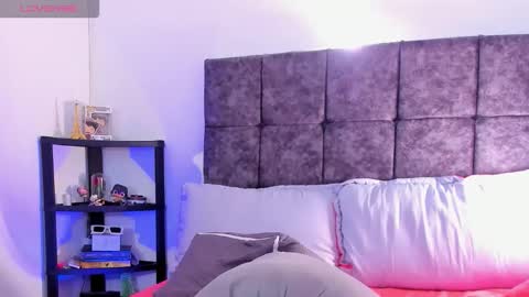 Snapshot of cristopher_russo chatting on April 29, 8:48 pm CRISTOPHER online show from April 29, 8:48 pm