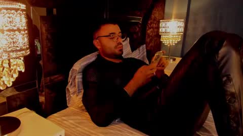 Cristopher Salvatore online show from September 25, 11:52 pm