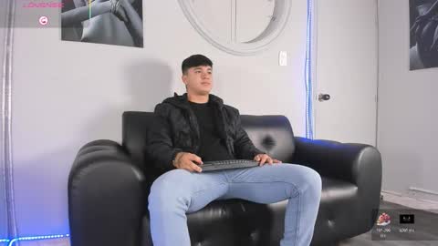 Cristopher online show from February 4, 12:11 pm