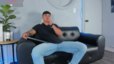 Cristopher online show from April 22, 11:23 am