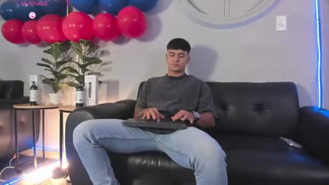 Cristopher online show from June 9, 2:17 pm