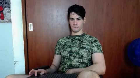 cristopher online show from November 25, 9:48 pm