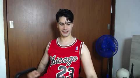 cristopher online show from November 26, 8:21 pm