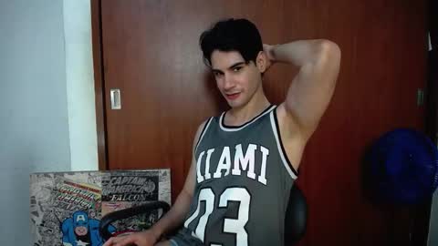 cristopher online show from November 28, 1:41 am