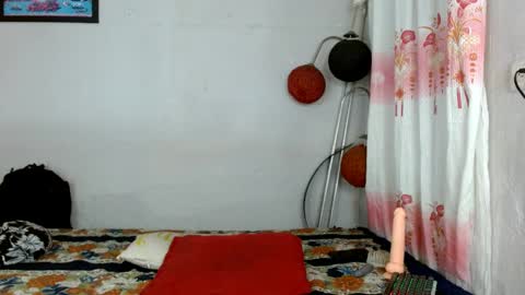 cristtal_1 online show from June 9, 11:55 am