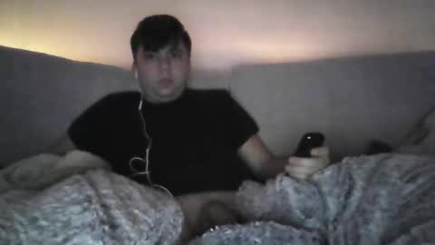 Snapshot of crisx3585 chatting on January 12, 4:50 am crisx3585 online show from January 12, 4:50 am